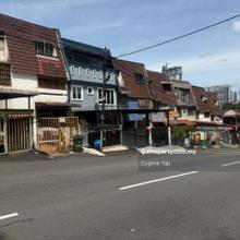 Town house, Upper unit