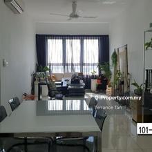 Impiria Residence 855sqft 2r2b 2 Carpark Fully Furnished for Sale 