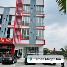 Tropicana Megah Ria 4 Storey shops for Rent with Lift