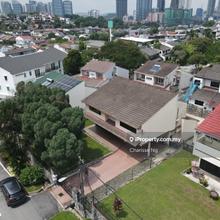 Good Condition with Nice Garden & Gated Guarded