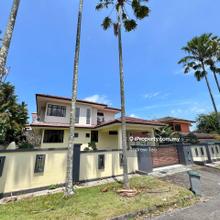 Bukit Kesenangan Jb Town, Fully renovated bungalow house for Sale