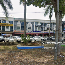 Facing Mainroad 3storey Shop @ Taman Kinrara Puchong Hot Area