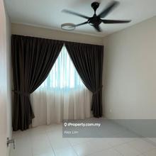 One Foresta Condominium For Rent !!