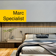 4 bedrooms with Twin Tower view and Private Lift! 