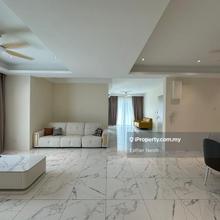 Quaywest Residence, 1866sf, Corner Unit, Private Lift, Newly Furnished