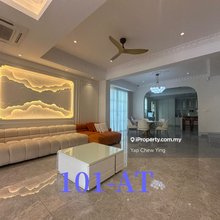 Fully Renovated!! 2.5 Sty Semi D Taman Puchong Hartamas Puchong 
