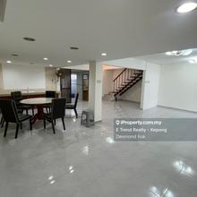 Terrace house for Sale