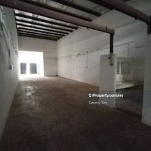 1.5 Storey Link Factory For Rent