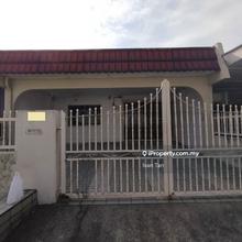 Taman Bunga Raya Setapak house in front of Tarc College