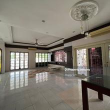 Grab it fast @ Semi-D house Puteri 8