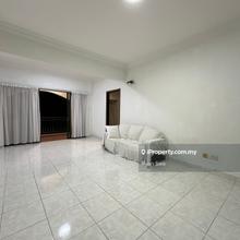 Cyber Heights Villa condo Good conditions, parks, High Floor, Walk Up
