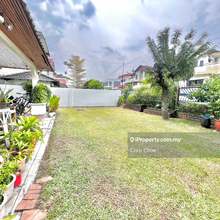 Basic well maintained semid - good location