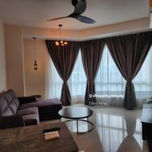 Spacious apartment with tasteful furnishing and breathtaking city view