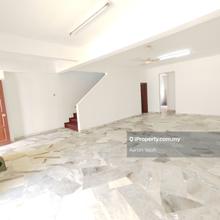 2 sty 20x70 4r 3b freehold