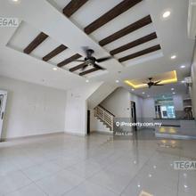 Fully Renovate 2.5 Storey 22x75 Cassava Bandar Puteri Klang Gate Guard