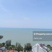 Stunning Seaview, Spacious, bright and windy for Sale!!