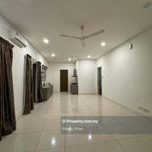 Hevea kemensah townhouse,taman melawati/upper unit&with club house 