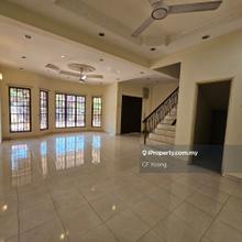 Well Maintained Freehold Superlink Terrace For Sale