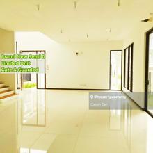 Brand new unit, 3sty Semi D, with lift, nice club house