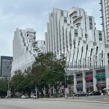 Freehold Sofo suite with 2 Carparks, near Cyberjaya Utara MRT