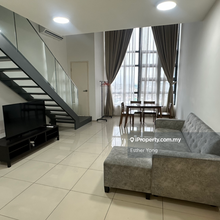 Mid floor fully furnished  is available for rent now !