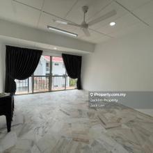 Newly Refurbished Corner Unit Apartment for Rent