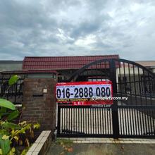 Single-storey ss3 petaling jaya house for Rent