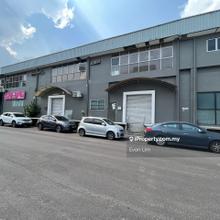 Corner lot with ventilation wideraccess  .	