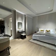 Luxury lifestyle Pavilion Square