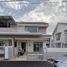 Depan Padang. 2 Storey Semi D Taman Mengkuang Jaya, Kubang Semang.