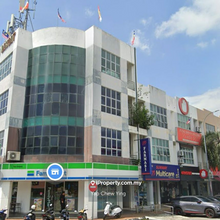 Hot Area!! Corner 3 Storey Shoplot@ Pusat Perdagangan Banting 