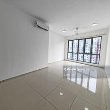 Adria Gravit 8, Kota Bayuemas, Klang