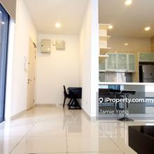KLCC Mirage Residence 3 rooms 3 baths Fully furnished Balcony Bathtub