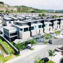 New 3 storey link house @Shah Alam U10 