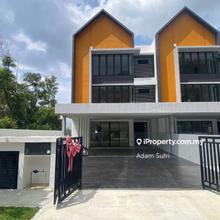 Endlot 3 Storey Super Link East 57,Desa Melawati,KL