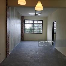 Johor bahru Taman Ehsan Jaya Flat