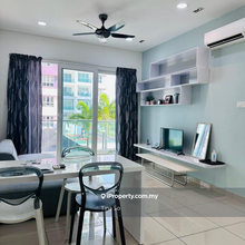 Town Area Larkin Apartment 