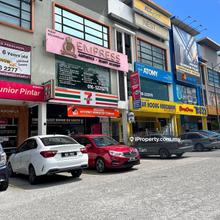 Vista Valley 3 Storey Freehold Shoplot For Sale !
