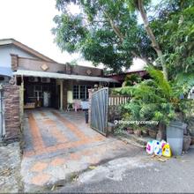 Taman Kota Masai  Spacious & Upgraded Single Storey Below Market