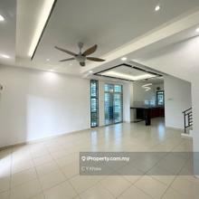 Senai Scientex Double Storey Terrace 2380sqf Fully Renovated Condition