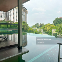 Big 4 storey for sale