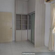 Casa venicia tower selayang corner unit for rent