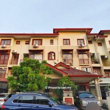 Duplex Townhouse Villa Laman Tasik Bandar Sri Permaisuri Kuala Lumpur.