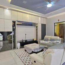 Fully Renovated with Build in wardrobe - International lot -Free Hold 