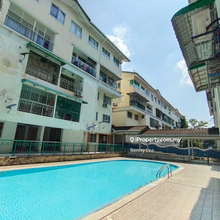 Duplex in Tun Hussein Onn