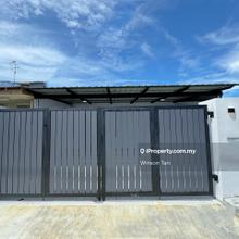 Tampoi @ Single Storey Terrace For Sale with Renovated Unit