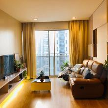 Tastefully furnished, well maintained, high floor, with tenancy