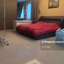 Terrace house for Sale