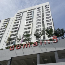 Super below market the domain 5 with 2 car park 781 sf fully furnsiehd