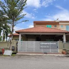 Rare Semi D in Klang township. A great family home, solid investment.